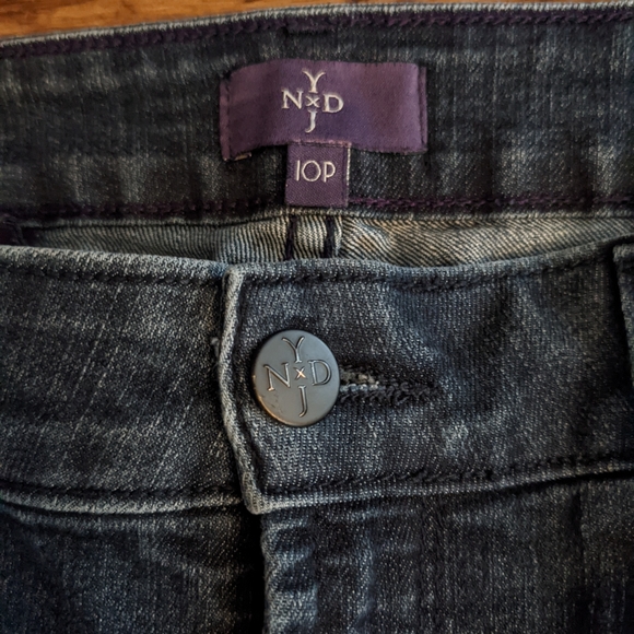 NYDJ Straight Leg Jeans Size 10P - Picture 7 of 11